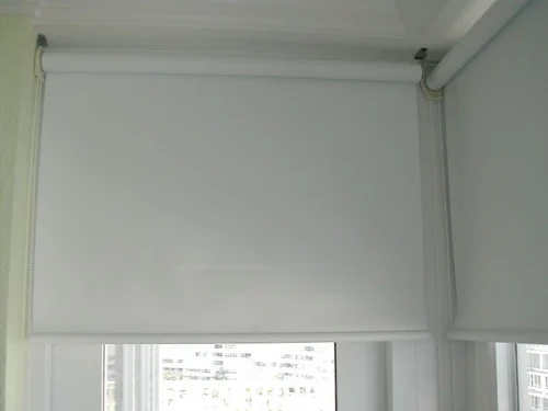 Ventajas de la limpieza con desmontaje para cortinas roller