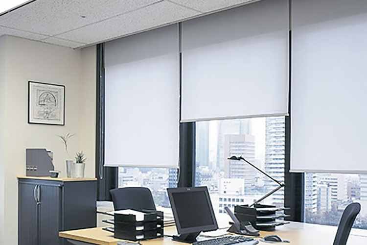 Limpieza Profunda de Cortinas Roller Lima peru Limpieza Profunda de Cortinas Roller Lima peru